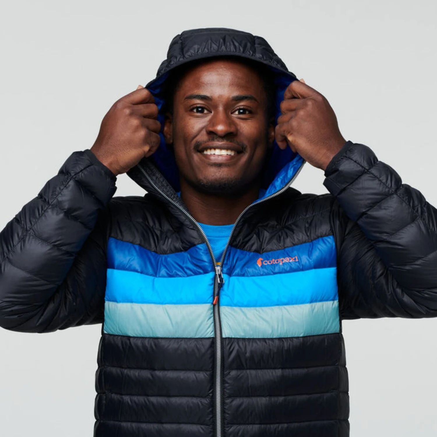 Cotopaxi Men's Fuego Down Hooded Jacket - Image 3