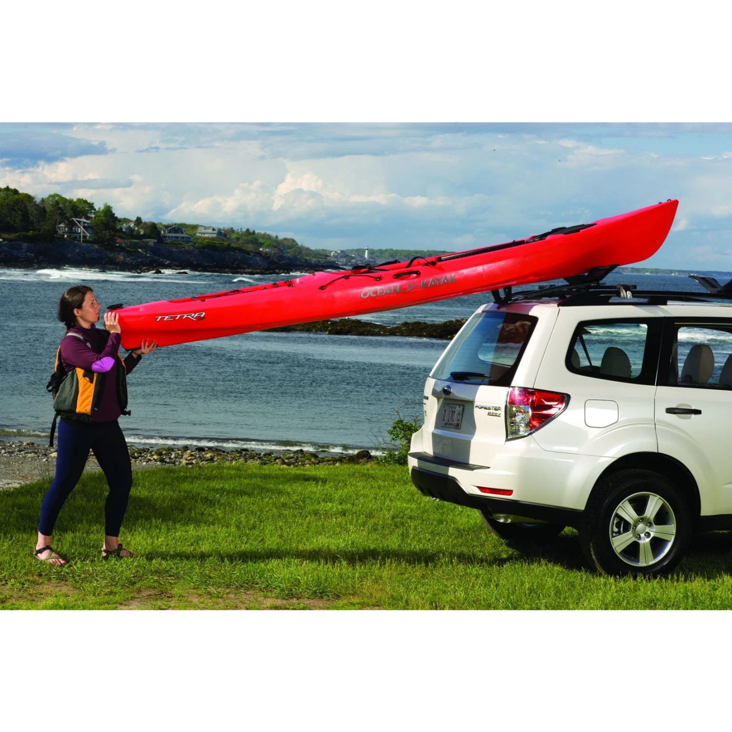 Malone SeaWing™ Kayak Carrier With Stinger™ Load Assist Combo - Tie-Downs - V Style - Rear Loading - Image 3